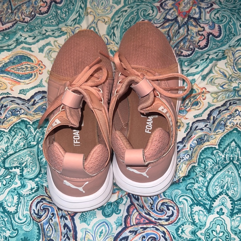 Pumas Pink